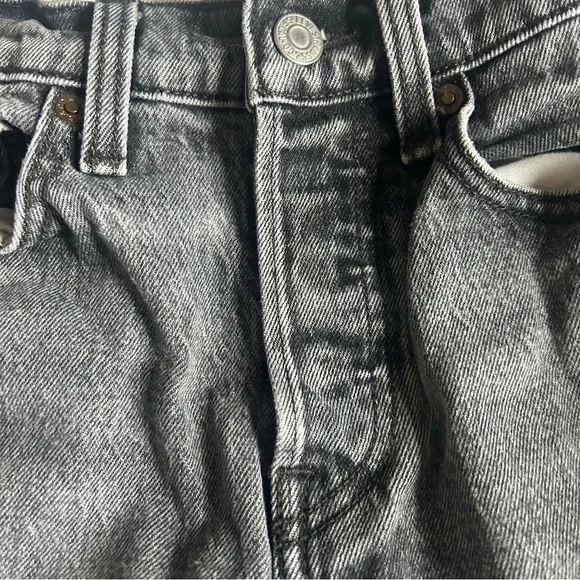 Levi’s Women’s Wedgie Jeans Worn Black Size 24 - Picture 9 of 12